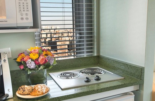 Central Park West Hôtel | 2-Bedroom Suite at a 4⭐️ Hotel