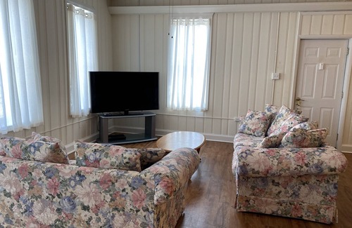 Clayton Appartement | 2 Bedroom unit in historic building
