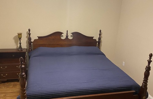 Clayton Appartement | 2 Bedroom unit in historic building