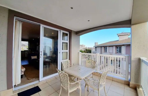 Hartenbos Maison | 2 Bedroom Villa in Pinnacle Point Golf Estate
