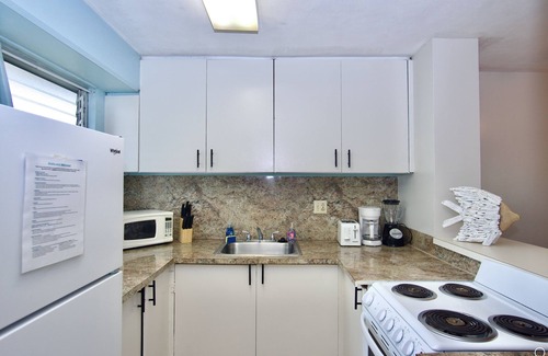 McCully - Moiliili Appartement | 2 Bedroom Waikiki Vacation Rental