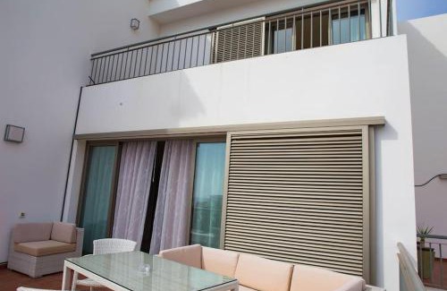 Costa Adeje Appartement | 2 Bedrooms Apartment In Magnolia Golf Resort, La Caleta