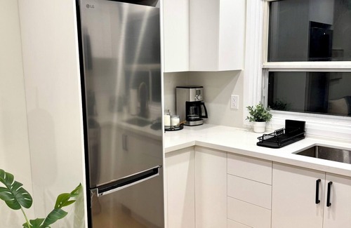 Little Italy Maison | 2 Bedrooms Palmerston Downtown