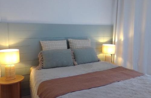 Long Jetty Maison | 2 bedrooms private bathroom 2 queen beds own entry