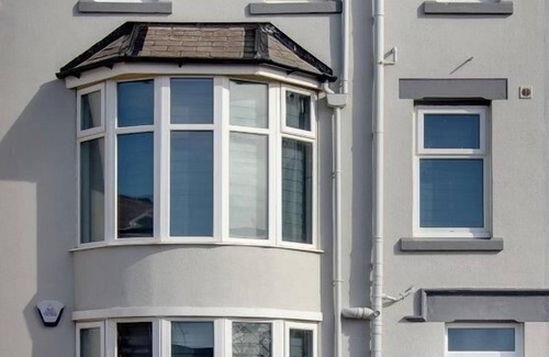 South Shore Appartement | New Luxury Apt 1, FREE Parking, Special Deals