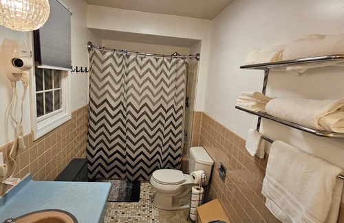 Williston North Appartement | 2 bedrooms that are warm and comfortable queen size beds