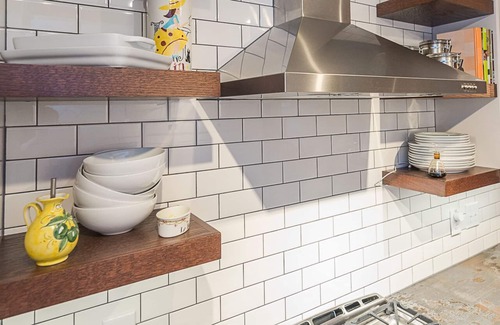Hiawatha Maison | 2 bières à la pression, entièrement rénovées comme une nouvelle maison près du centre-ville / aéroport