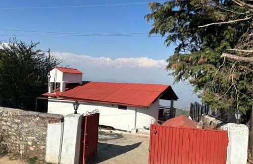 Kanatal Maison | 2 BHK Cottage w Mountain view Hilltop Hideaway