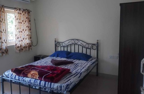 Marra Appartement | 2 BHK APPARTEMENTS CLIMATISÉS ENTIÈREMENT MEUBLÉS SITUÉS DANS UN ENDROIT PRISTIN DE PILERNE.