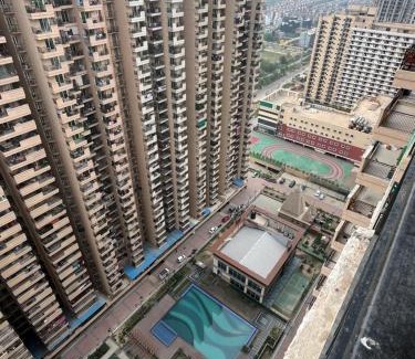 Ghaziabad Appartement | 2 BHK fully furnished guest apartment - ghaziabad