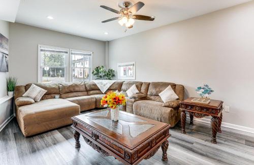 Ocean Gate Appartement | 2 Blocks to Beach Apt with Grill in Ocean Gate!