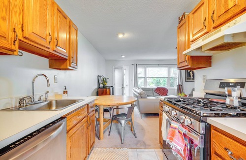 Woodmont Maison | 2 Blocks to Beach: Walkable Woodmont Village Home