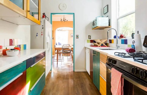 Sam Hughes Maison | ** 2 Blocks to UA, Historic House With Spa! **