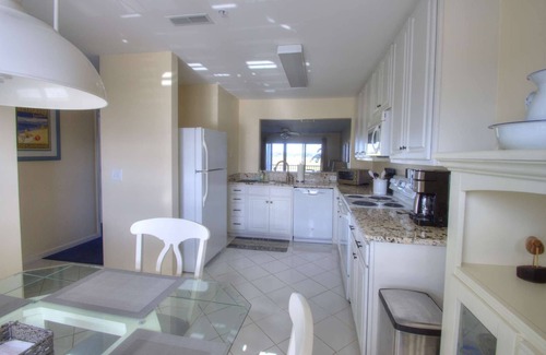 Ocean View Copropriété | Sweet 2 BR / 2 salle de bain complète vue sur l'eau sur la baie avec piscines, golf, tennis, vélos, kayaks et activités gratuites