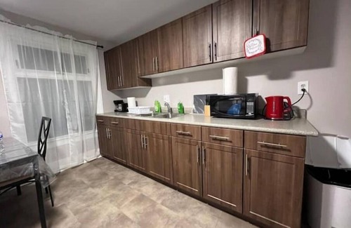 Winnipeg Appartement | 2 br/3 beds with free wifi, parking and much more