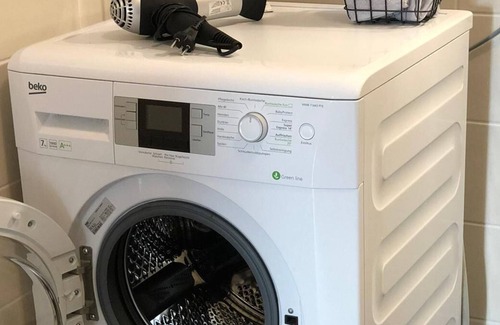 Grinzing Appartement | Appartement confortable à 2 minutes du métro U1 / P + R / Parking public gratuit