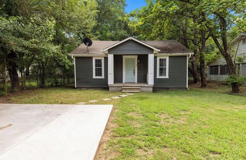 Conway Maison | 2 BR Cozy and Stylish Home