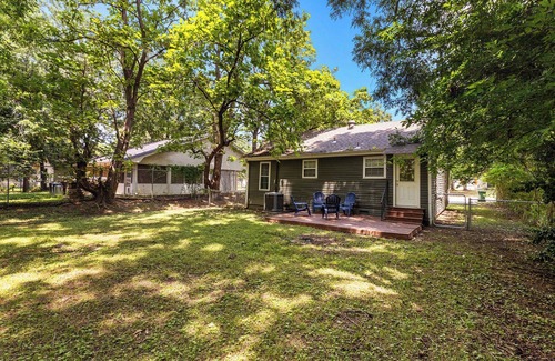 Conway Maison | 2 BR Cozy and Stylish Home
