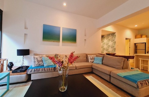 Crucecita Copropriété | 2 BR Patio Oasis Steps from Beach & Supermarket