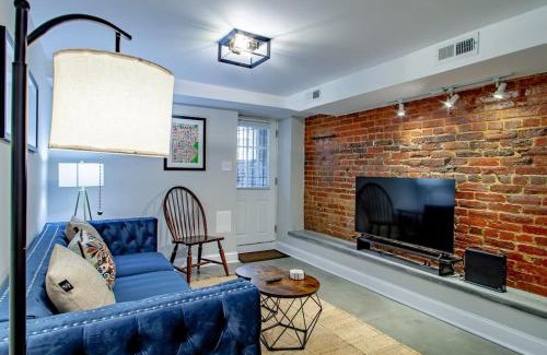 Petworth Appartement | 2-BR Petworth Pad Walk to METRO Subway