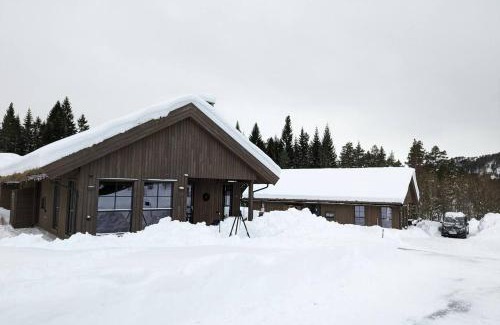 Stryn Chalet De Ski | 2 cabins surrounded by beautiful nature
