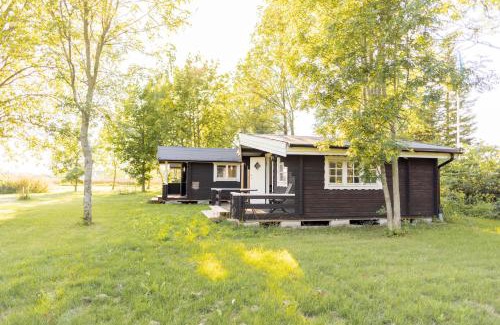 Kastlosa Maison | 2 Cabins with panoramic window, A Hiker's and Birdwatcher's Paradise