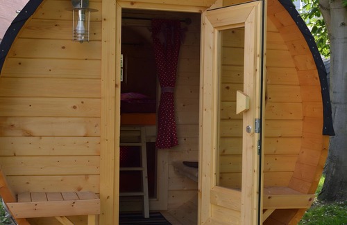 Krostitz Location De VR | Caravane '2 Campingfässer Für 4 Personen' avec jardin partagé et Wi-Fi