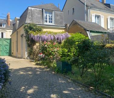 La Fleche Maison | 2 chambres, 4 a 6 voyageurs en centre ville, à 5 mins du zoo