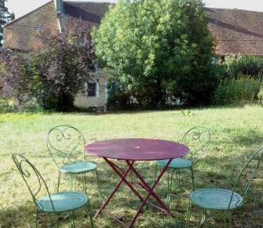 Beaufort Lit Et Petit-Déjeuner | 2 chambres d'hôtes privées louées séparément avec communs à partager