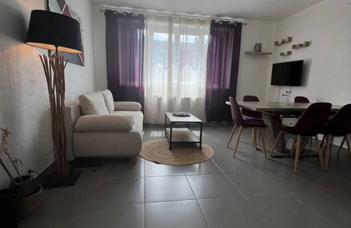 Besancon Appartement | 2 Chambres & Parking