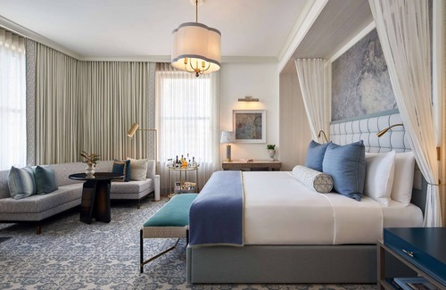 Financial District Hôtel | 2 Connecting Suites + Connecting Room at a 5⭐️ Hotel