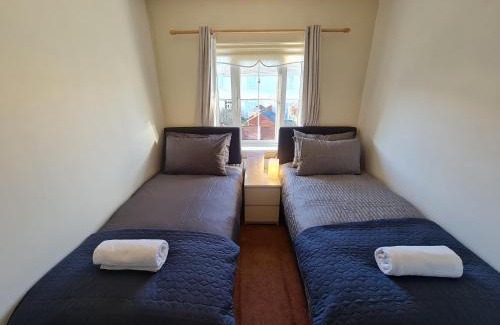 Tyrrelstown Maison | 2 Cosy Bedrooms in a 3 Bed Home