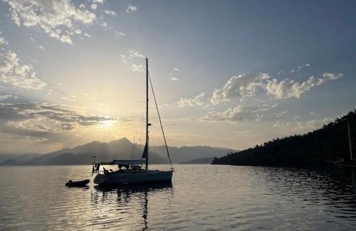 Datca City Center Location De Bateaux | 2-cottage yacht with 2 showers