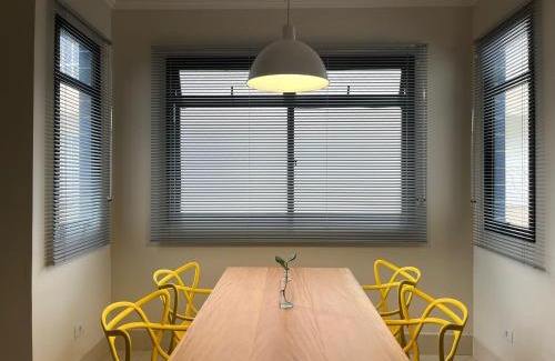 Barra da Lagoa Appartement | 2 Dorms com ar split nos quartos, piscina, Wi-fi e 5min a pé da Praia do Itaguá