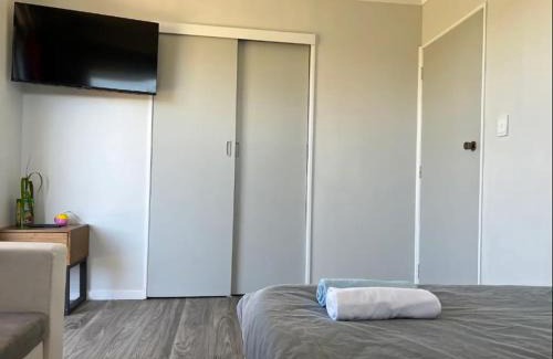 Kawaha Point Appartement | 2 Double Beds, 1 Single Bed, 1 Double Sofa Bed in a small 1 bedroom and 1 lounge Studio No Kitchen Only fridge, microwave