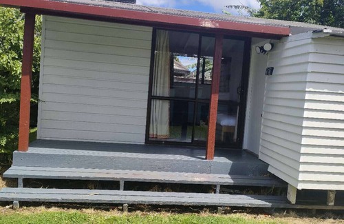 Epsom Maison | 2 double beds including 1 double sofa bed Garden Chalet, 7 Rangiatea Road, Epsom, Auckland