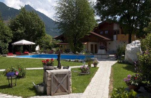 Grassau Appartement | 2. Fewo Zahmer Kaiser, 25 qm, 1-2 Pers., Wohn-Schlafraum, Westbalkon