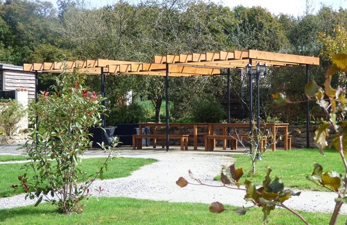 La Ferriere-en-Parthenay Maison | Tour de France 2020 - Gîtes familiaux avec piscine, aire de jeux et bien plus encore