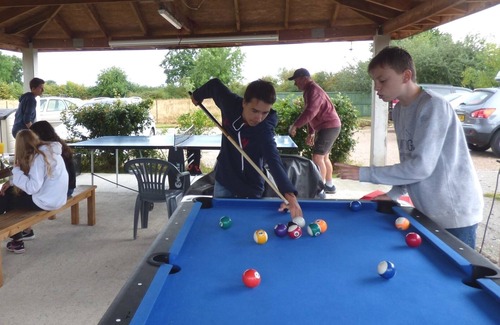 La Ferriere-en-Parthenay Maison | Tour de France 2020 - Gîtes familiaux avec piscine, aire de jeux et bien plus encore