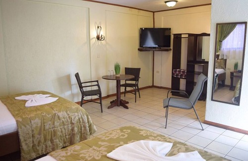 San Pedro Hôtel | 2 guest Room at Centric Hotel