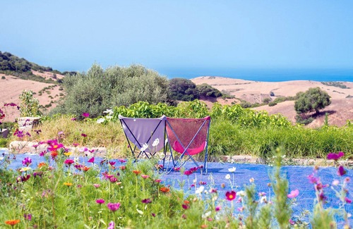 Douar Dmina Maison | Domaine de 2 hect., 25 pers, 12 chambres, vue MER, piscine, cuisinière & ménage