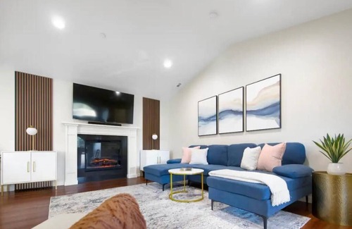 Seattle Metro Area Maison | 2 Homes Perfect for Large Groups