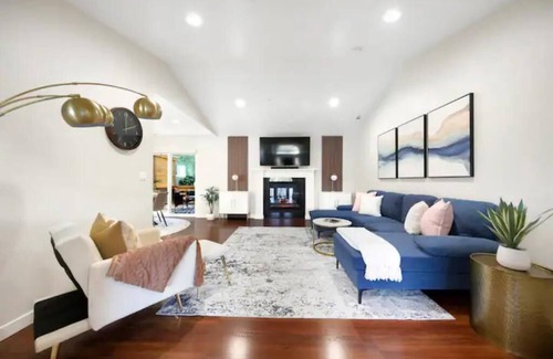 Seattle Metro Area Maison | 2 Homes Perfect for Large Groups