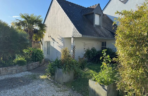 Saint-Marine Maison | 2 maisons autour d’un beau jardin, à 50 mètres du port, proche de l’épicerie