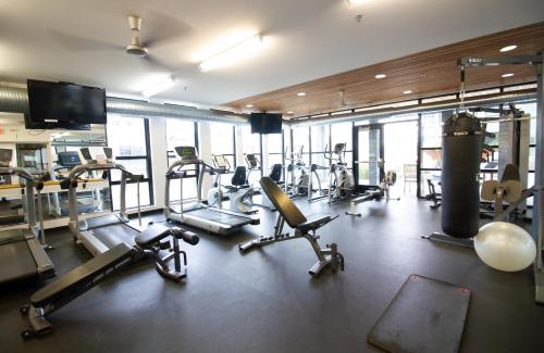 Old West Side Appartement | 2 King Bed Spacious Apt Downtown Close to it All