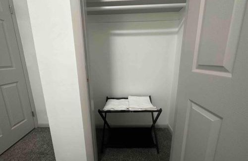 Rotterdam Appartement | 2 KING Beds WD Parking Stylish GREAT VALUE