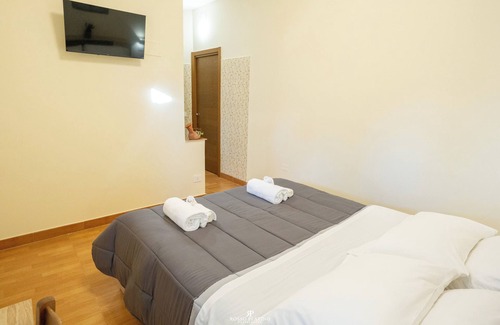 Vasto Lit Et Petit-Déjeuner | 2 km from the sea among the green hills of Vastesi