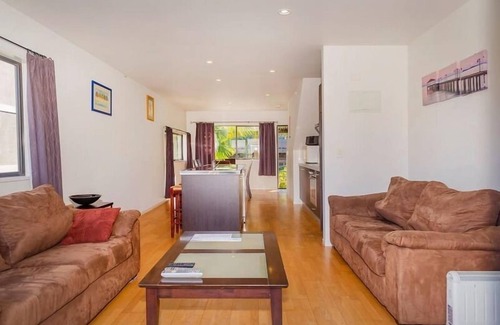 Whitianga Appartement | Villa 30 est un appartement de deux chambres près de la piscine à Whitianga
