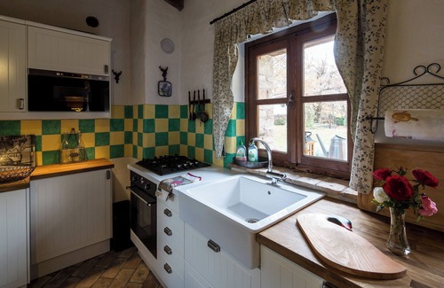 Strassoldo Maison | 2-Ravissante maison de 75m² avec jardin privé au château. Mer 30min, Venise 1h