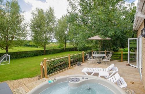 Babington Maison | 2 Luckington Stables-W8322
